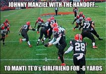 Manziel handing to no one.jpg