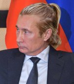 putin-man-bun.jpg